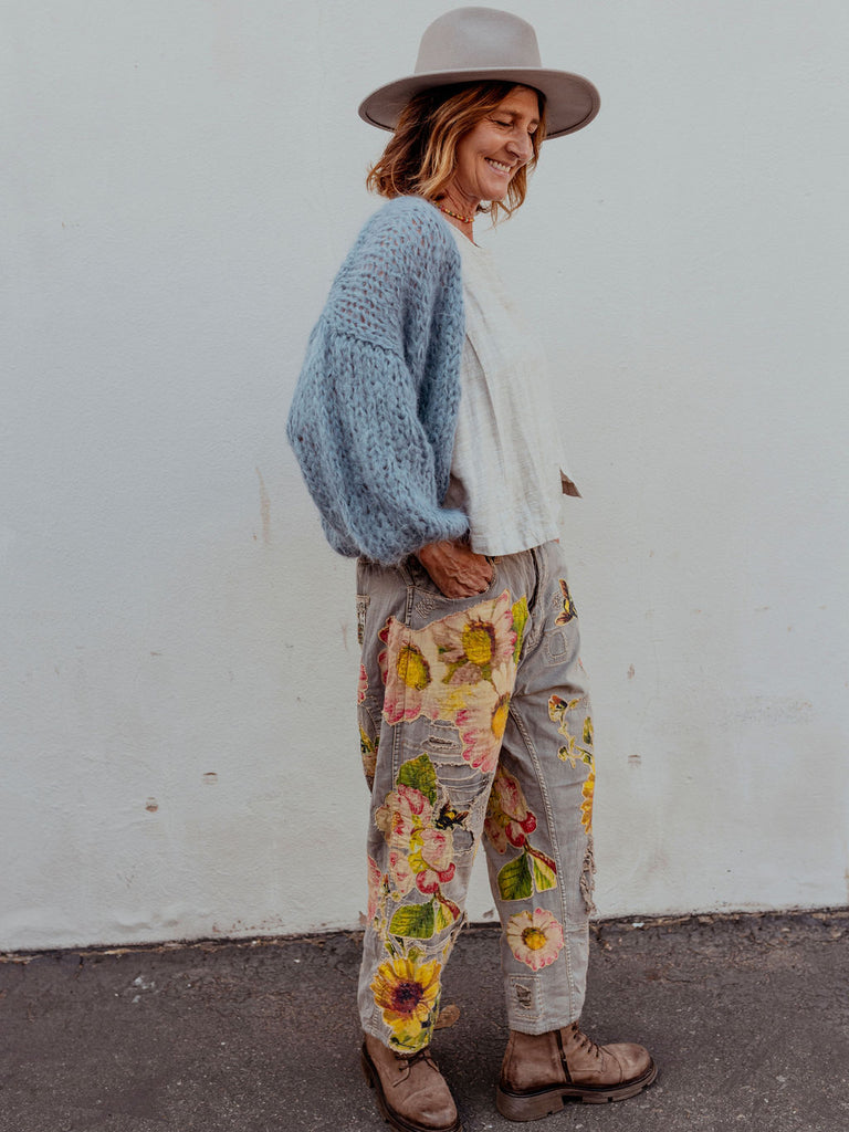 Miner Pants with Sunflower. 433 by Magnolia Pearl – 75° & Fuzzy