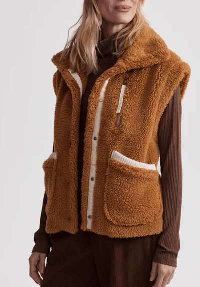 Balter Relaxed Sherpa Gilet by Varley