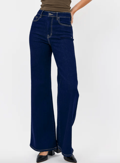 The Midnight Rinse Stretch Flare Jeans