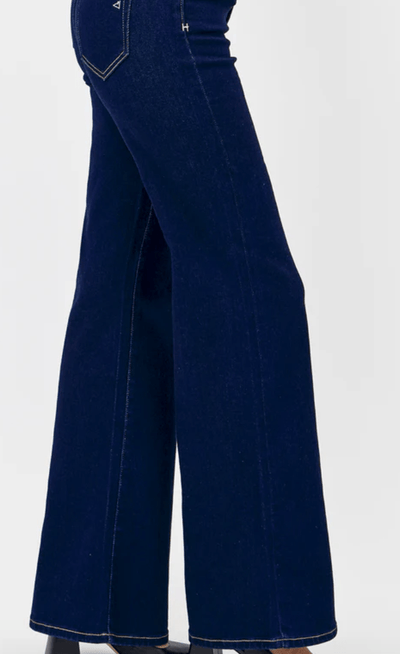 The Midnight Rinse Stretch Flare Jeans